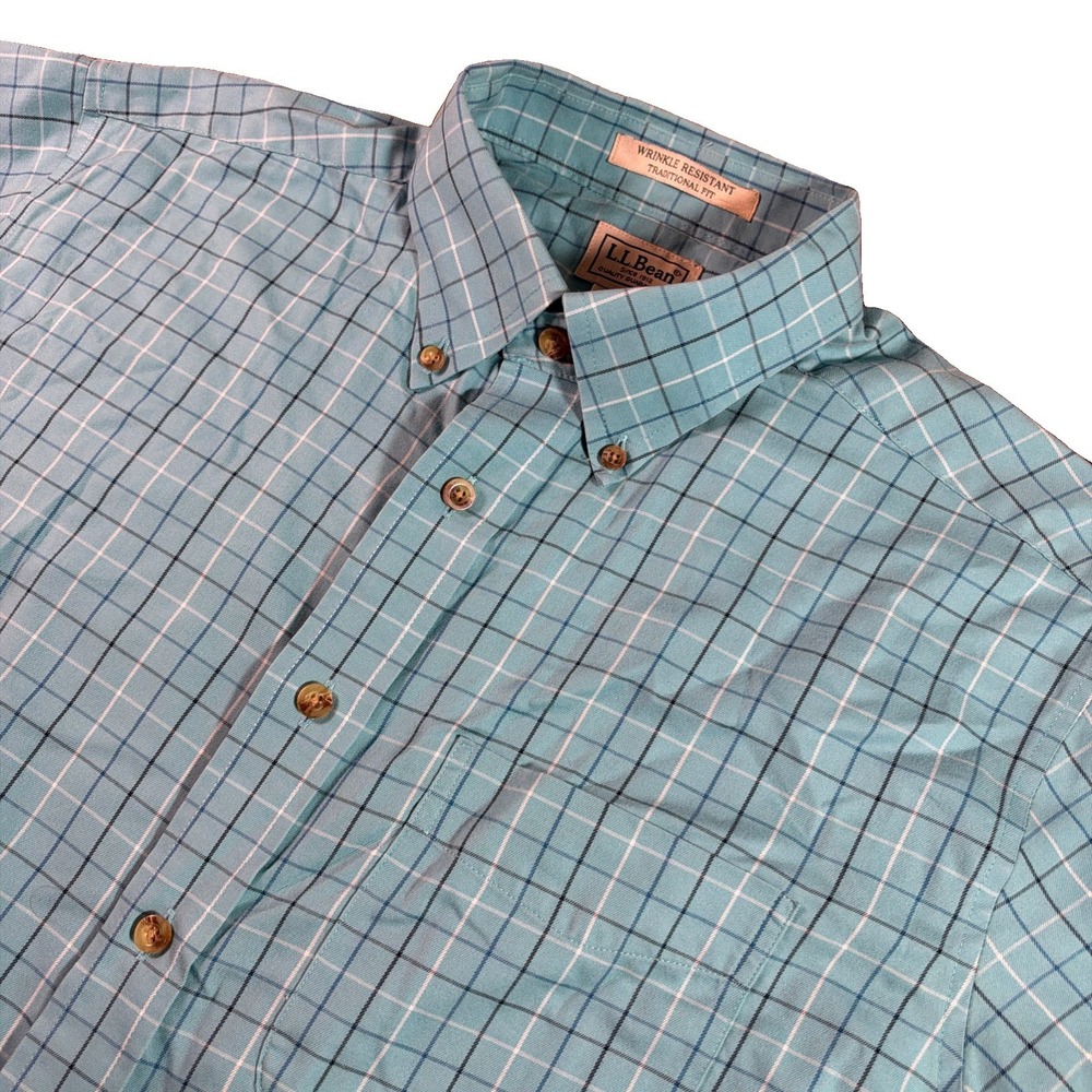 L.L. Bean Shirt Men's M Blue Wrinkle Resistant Traditional Fit Short Sleeve